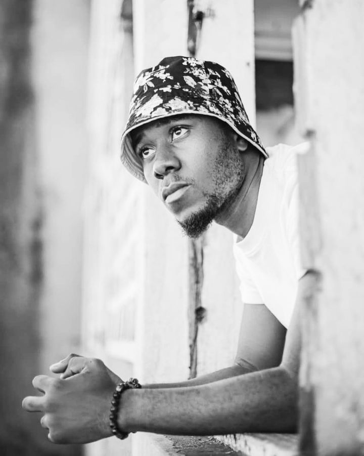 Download Audio | Dizasta Vina – A confession of a Mad Philosopher