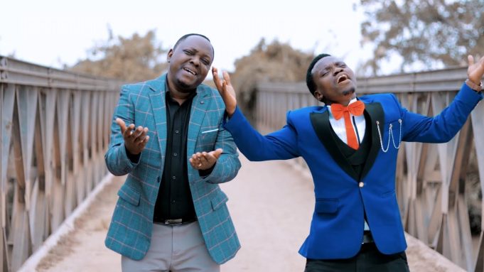Video | Danphord Cosmas Ft. Christopher Mwahangila – Imekuwa Tofauti