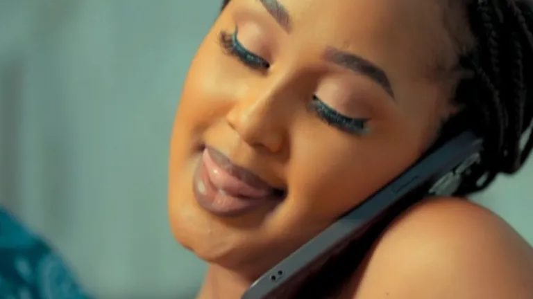 Video | Monia Fleur – Naolewa