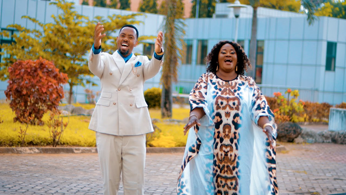 Audio | Pastor Amos Ft Upendo Nkone – Salama