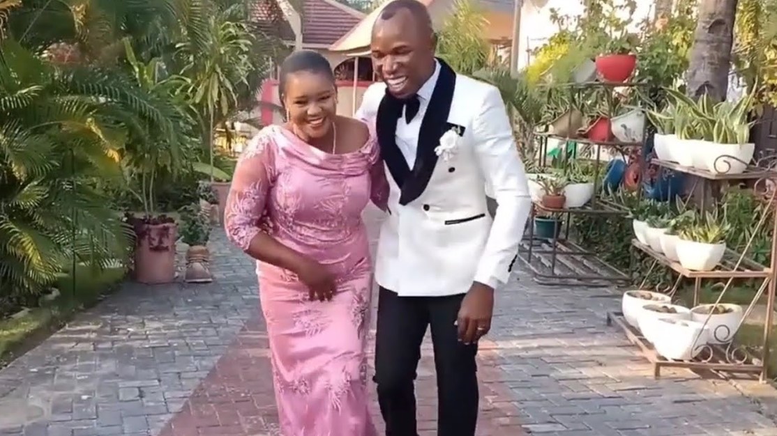 Audio | Sifaeli Mwabuka – Tulinde Baba (Nakupenda My Wife)